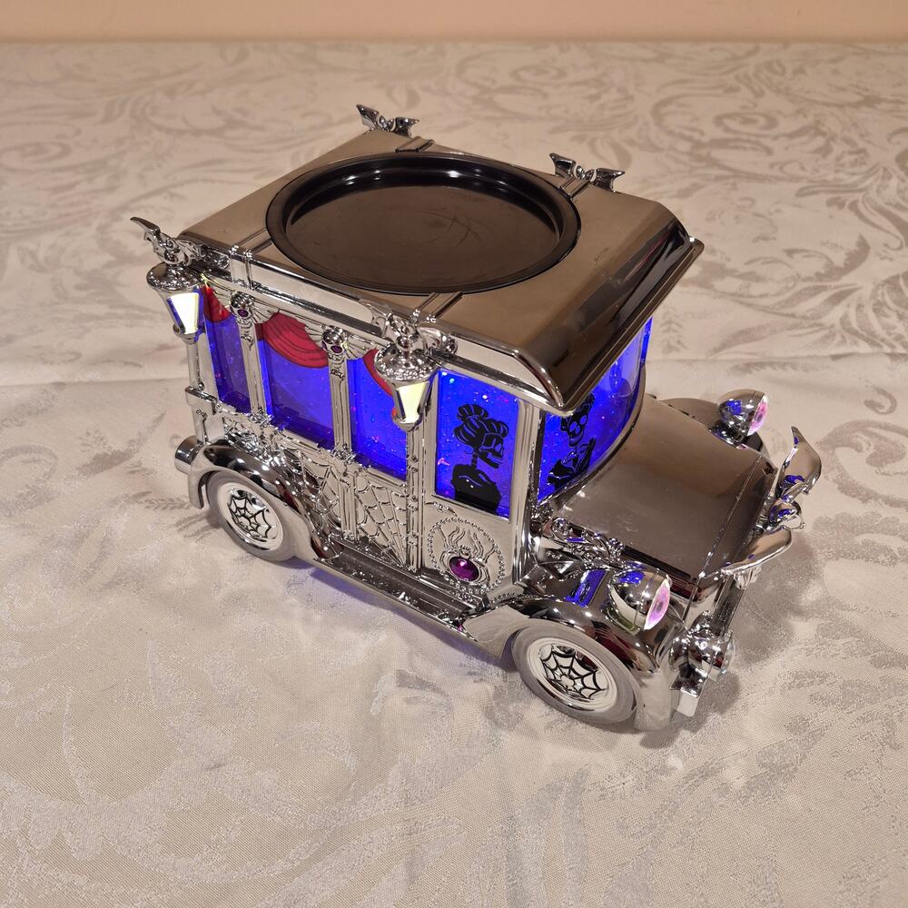Bath & Body Works Light-Up Hearse Water Globe 3-Wick Candle Holder